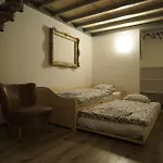 דירה Location 2 Bedrooms - 2 Bathrooms