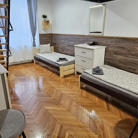 Lägenhet Location 2 Bedrooms - 2 Bathrooms Budapest