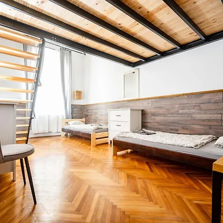 Location 2 Bedrooms - 2 Bathrooms Budapest