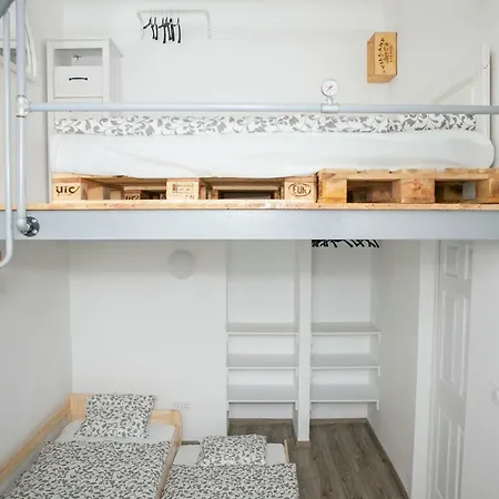 Location 2 Bedrooms - 2 Bathrooms Appartamento