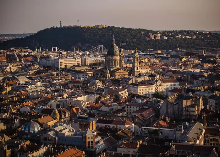 Lejlighed Location 2 Bedrooms - 2 Bathrooms *