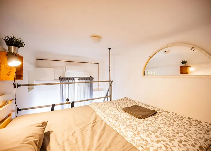 Location 2 Bedrooms - 2 Bathrooms Apartament *