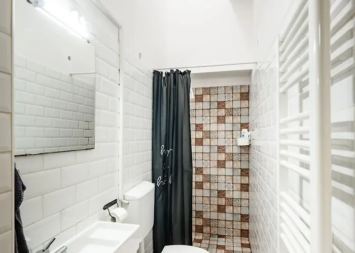 Location 2 Bedrooms - 2 Bathrooms Lejlighed Budapest