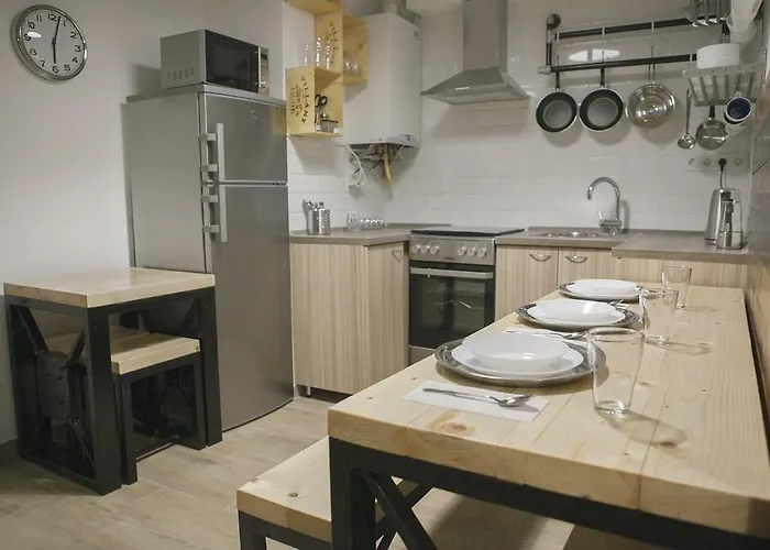 Location 2 Bedrooms - 2 Bathrooms *