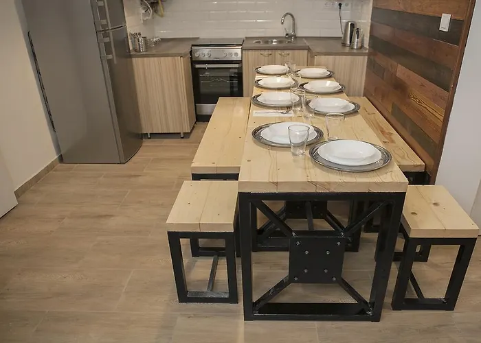 Апартаменты Location 2 Bedrooms - 2 Bathrooms *