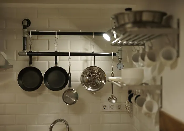 Lejlighed Location 2 Bedrooms - 2 Bathrooms *