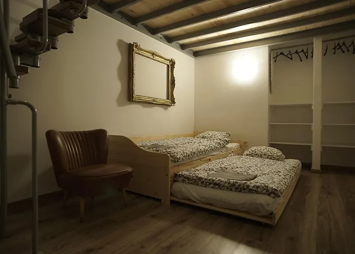 Апартаменты Location 2 Bedrooms - 2 Bathrooms