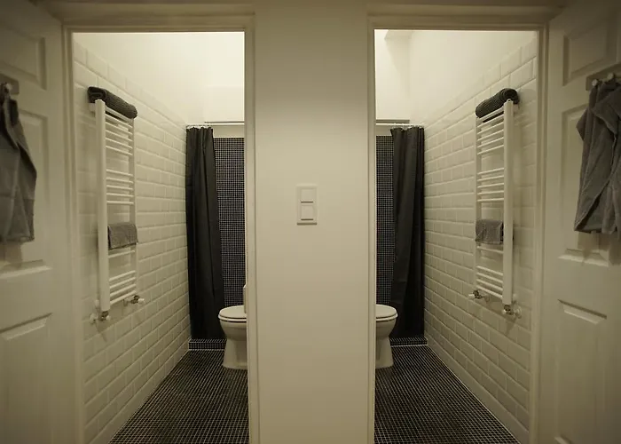 Lejlighed Location 2 Bedrooms - 2 Bathrooms *