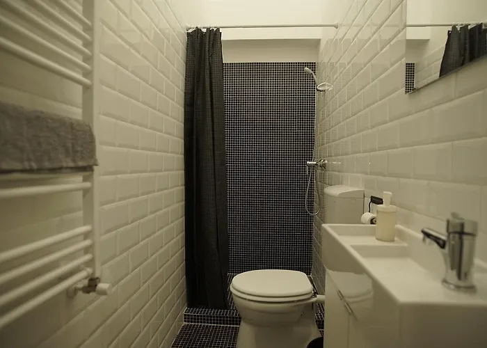 Location 2 Bedrooms - 2 Bathrooms Lejlighed *