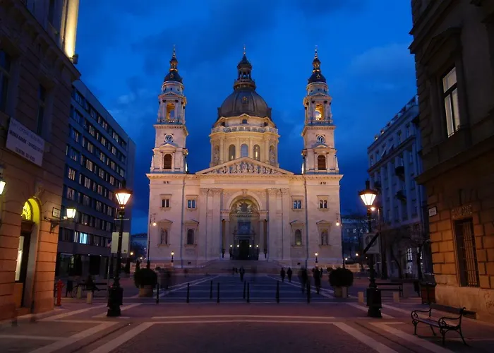 Location 2 Bedrooms - 2 Bathrooms Lejlighed *