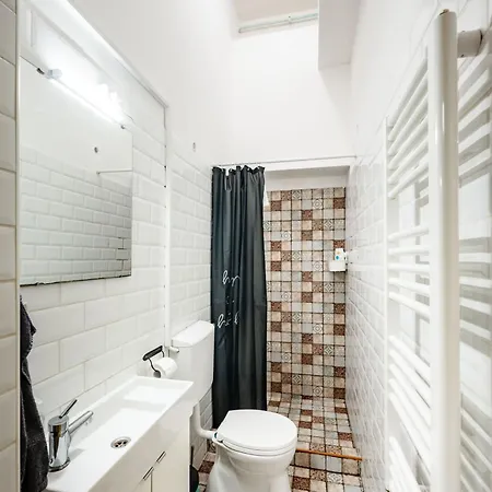 Location 2 Bedrooms - 2 Bathrooms 公寓 布达佩斯