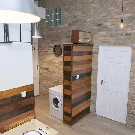 公寓 Location 2 Bedrooms - 2 Bathrooms 布达佩斯